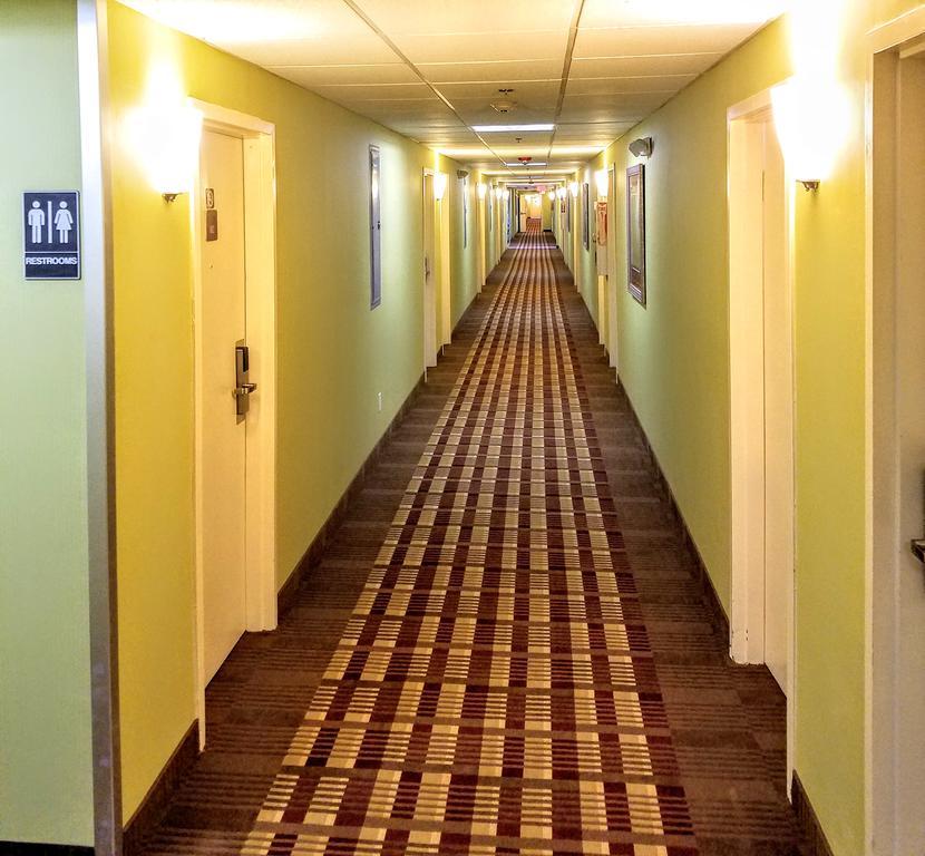 Days Inn By Wyndham Windsor Locks / Bradley Intl Airport מראה חיצוני תמונה